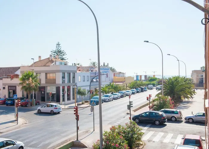 Laura Sea View Валенсия