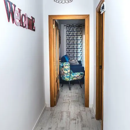Apartman Laura Sea View *